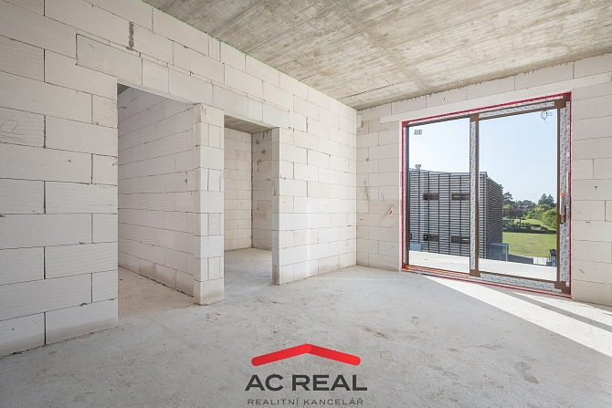 Probíhající stavba- apartmán výhled severní strana 