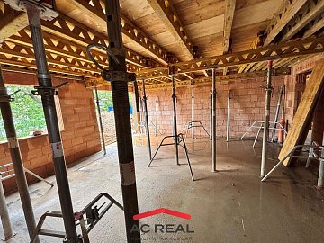 20250624_prazakova_stavba_2