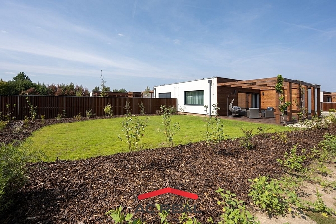 Marina_Resort_Strachotín_Zahrada_1