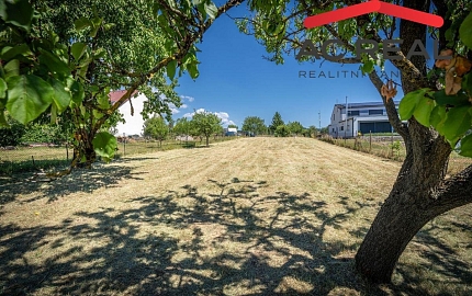 Pozemek_se_stavebnim_povolenim_vila6kk_Pozorice_09