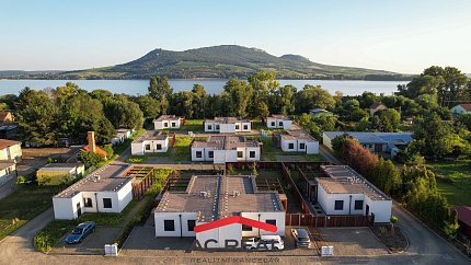 Prodej rodinné domy, 131 m² - Strachotín