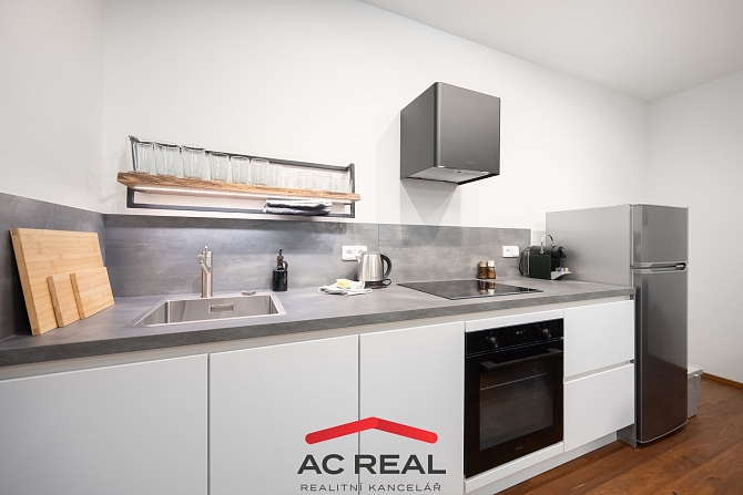 Prodej vybaveného horského apartmánu 2+kk, Vrchlabí