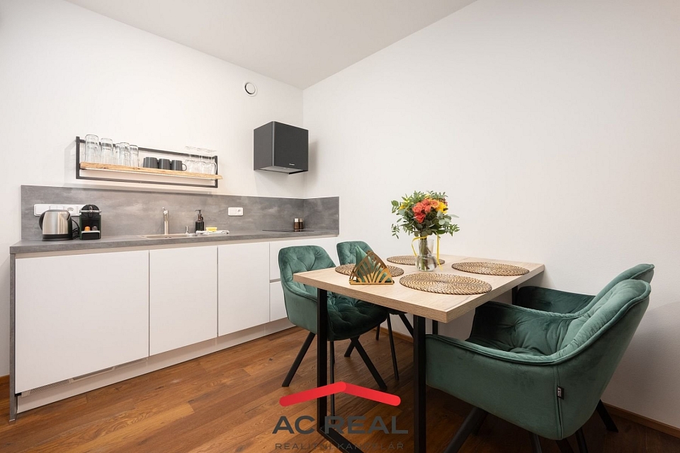Prodej vybaveného horského apartmánu 2+kk, Vrchlabí 2.13